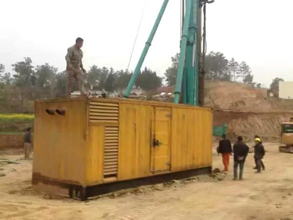 西夏如何判断水冷式机油散热器密封件是否需要更换?